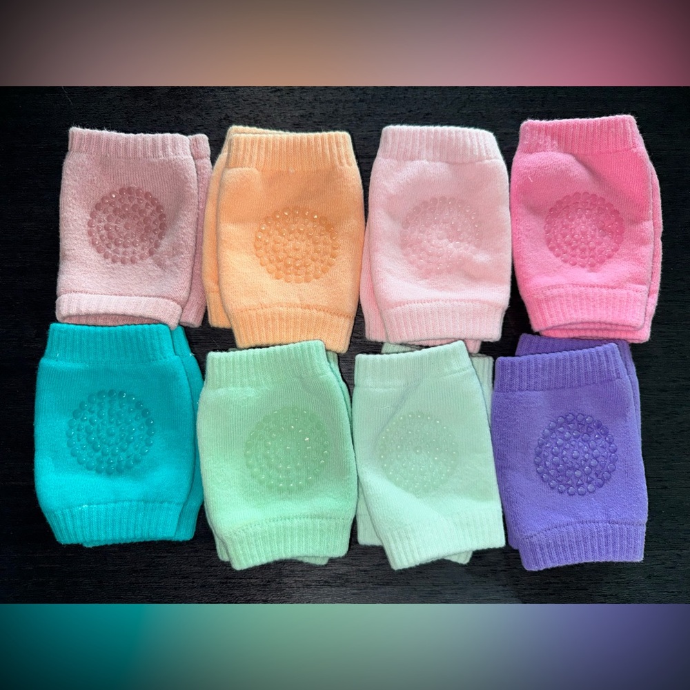 8 colorful pairs of Infant Crawling Knee Pads